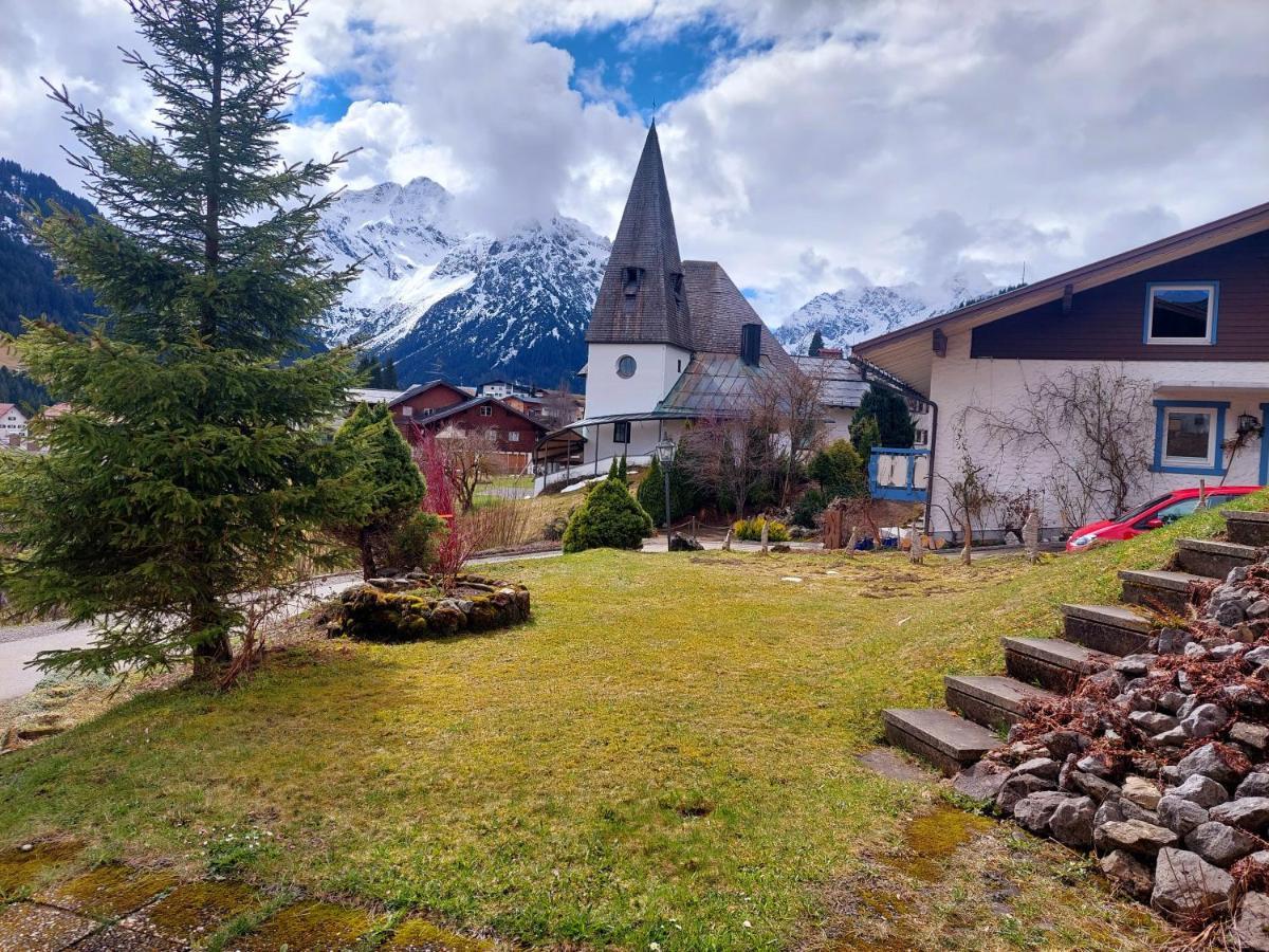 Bergjuwel Kleinwalsertal เฮียร์เชกก์ ภายนอก รูปภาพ