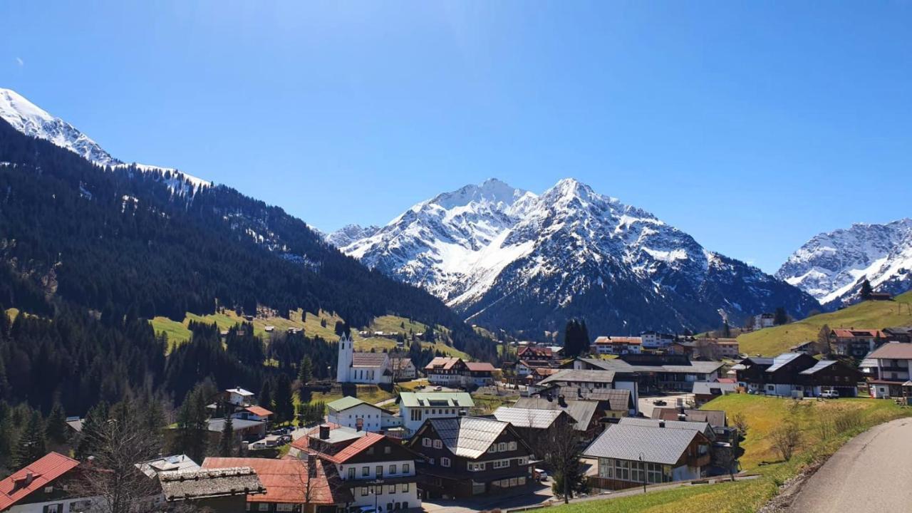 Bergjuwel Kleinwalsertal เฮียร์เชกก์ ภายนอก รูปภาพ